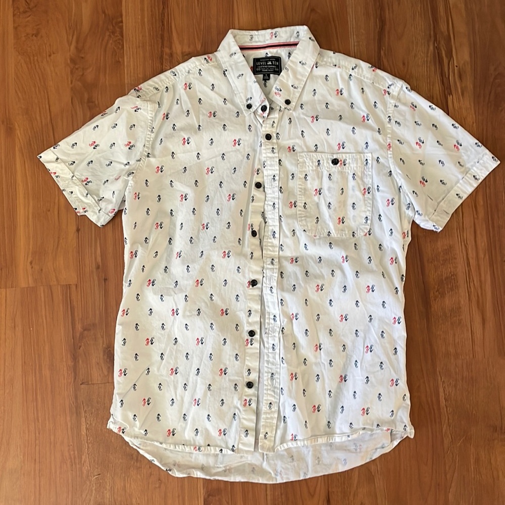 Level Ten mens small button up shirt.